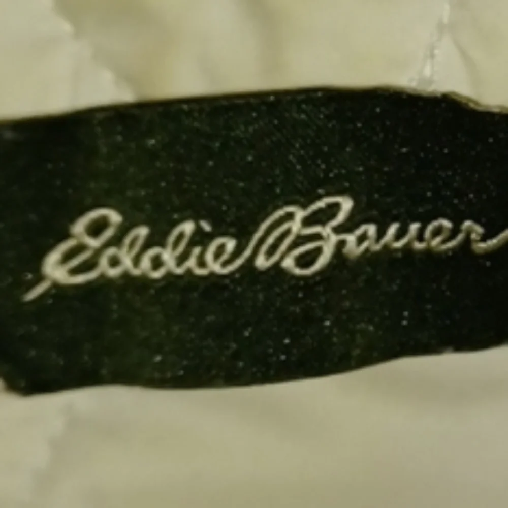 Eddie Bauer Ivory Quilted Vest with Dark Accents - Picture 3 of 5